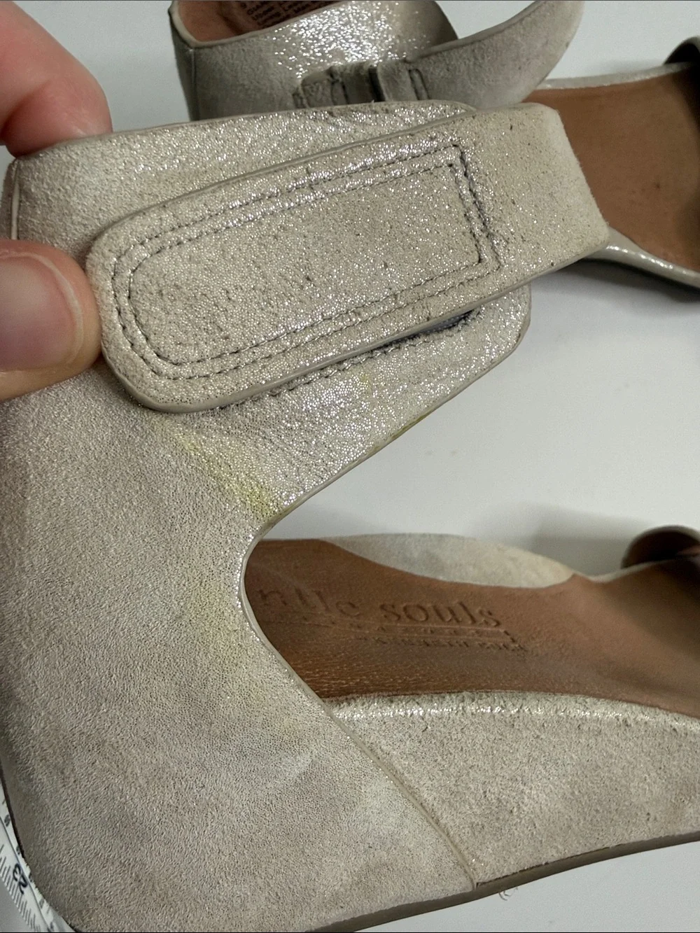 Gentle Souls Gianna Metallic Ivory Ankle-Strap Wedge Sandal size 9